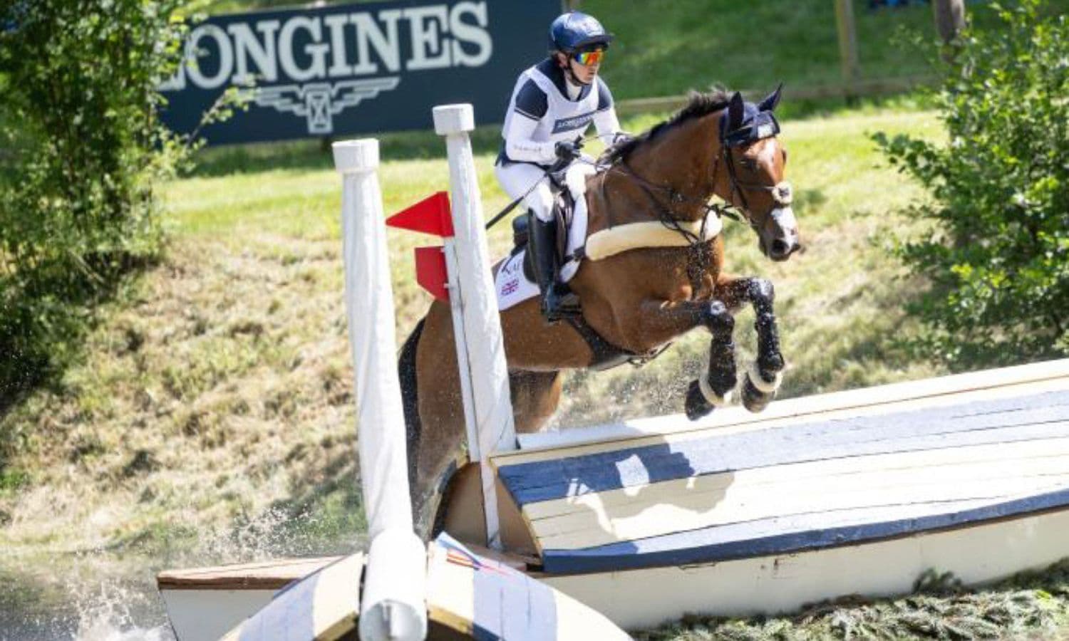 Laura Collett and London 52 Stay in the Lead After Cross-Country at Longines Luhmühlen CCI5*-L