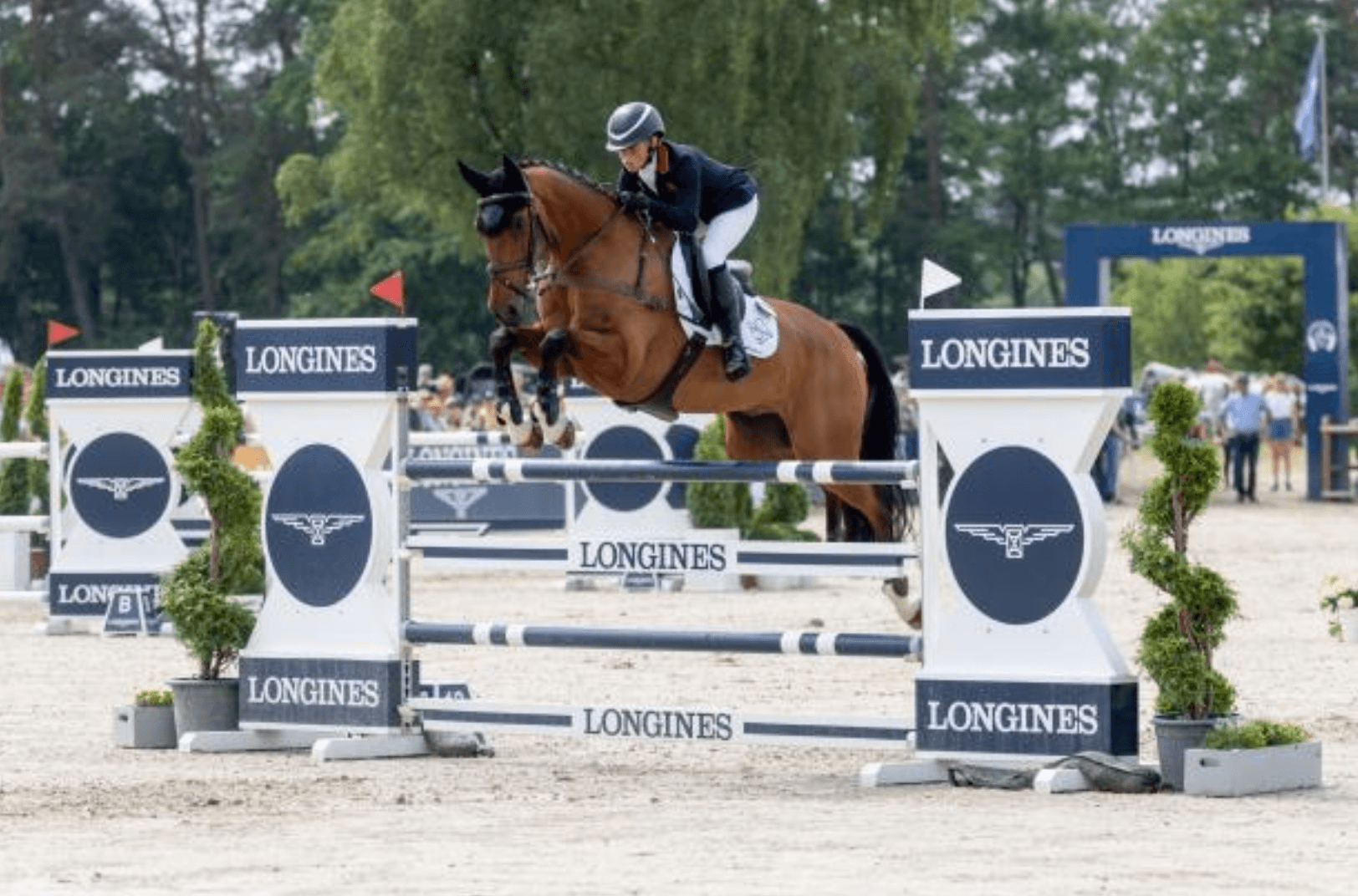 Ros Canter and Izilot DHI win Longines Luhmuhlen CCI5*-L