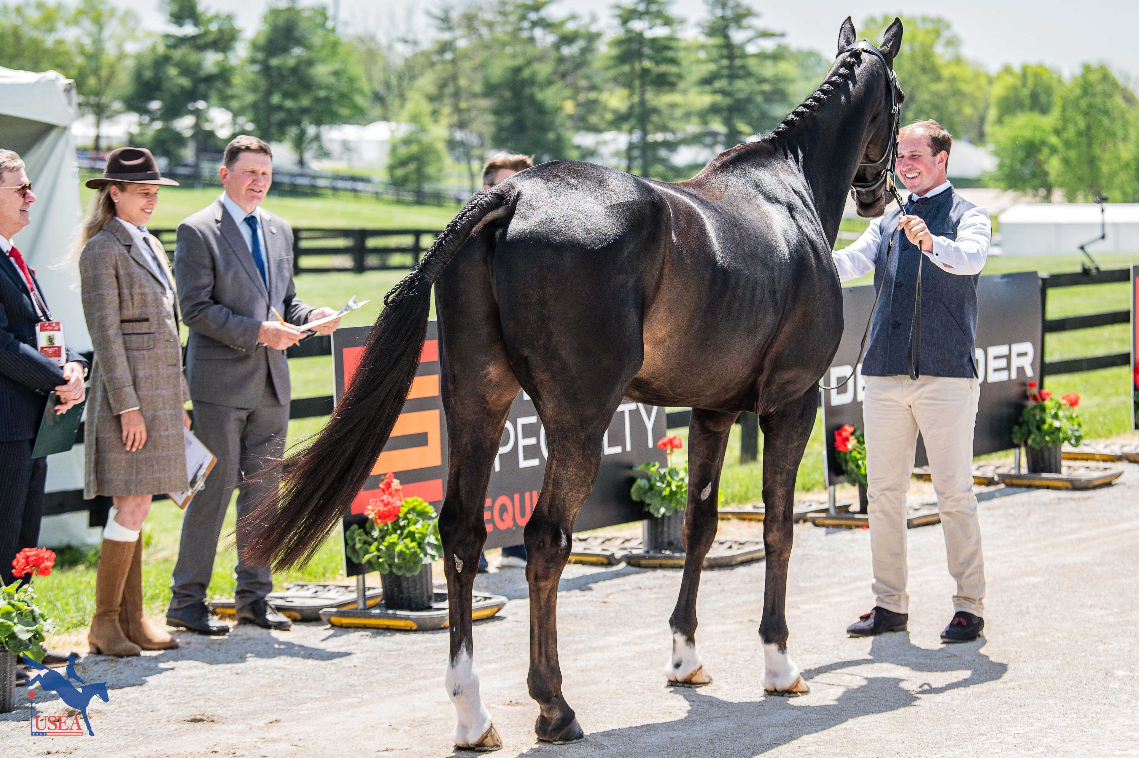 USEA/Meagan DeLisle photo