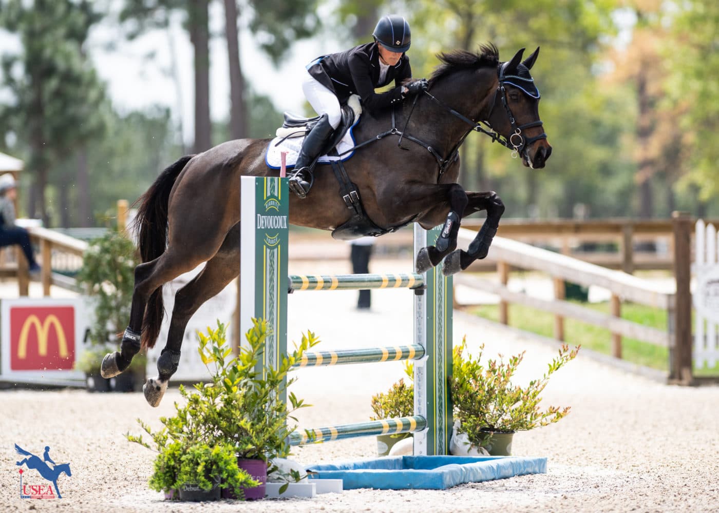 6th tie - Julia Wolfert and SSH Playboy. USEA/Lindsay Berreth photo