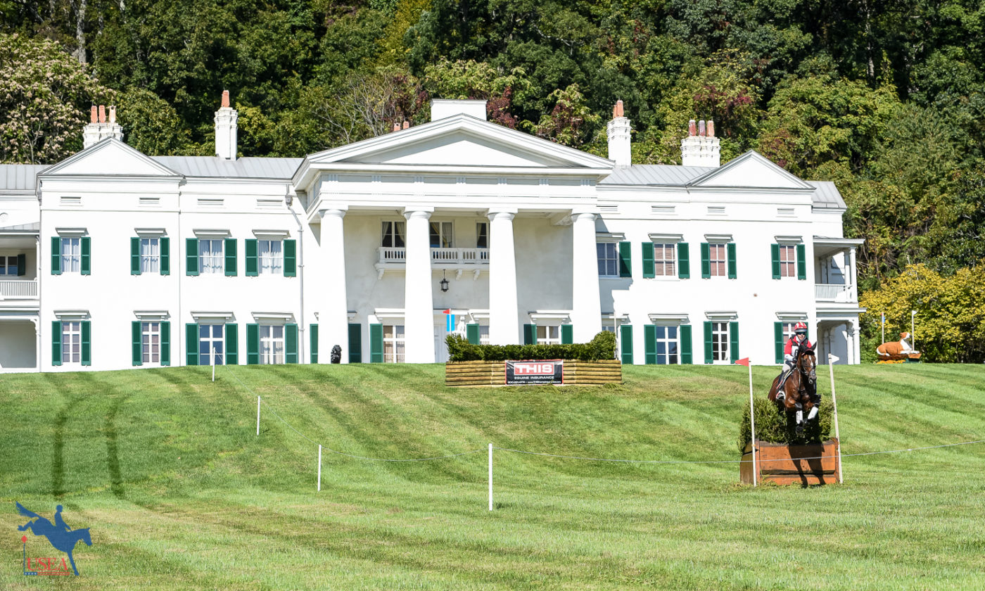 The Morven Park Mansion, which has a 240-year history, made an impressive backdrop for the Advanced cross-country. USEA/Jessica Duffy Photo.